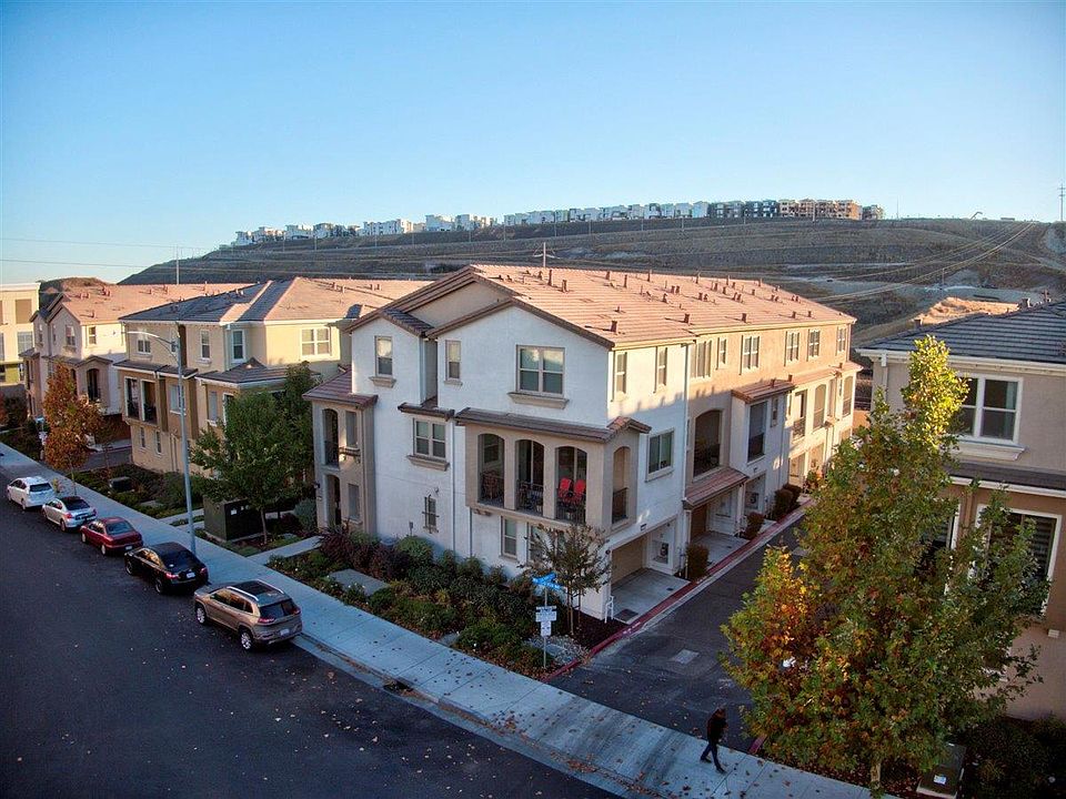 1st image of 205 Rosarno Ct