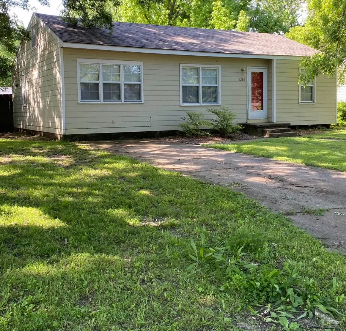 3 bed, 1015 sqft, $1,100 — Photo 2