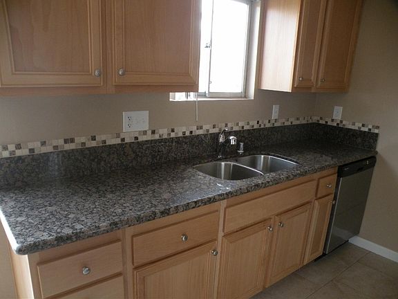 3rd image of 3112 30th St APT 11