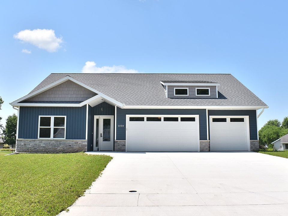 1st image of 3208 Eclipse Dr