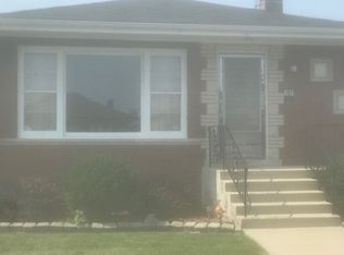 8318 S Tripp Ave, Chicago, IL 60652
