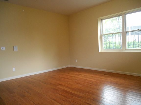 3rd image of 271 Van Wagenen Ave #2