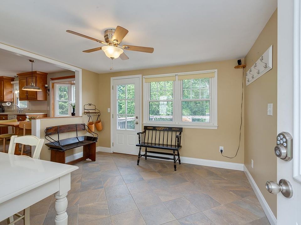 92 Gillis Street, Nashua, NH 03060 Zillow