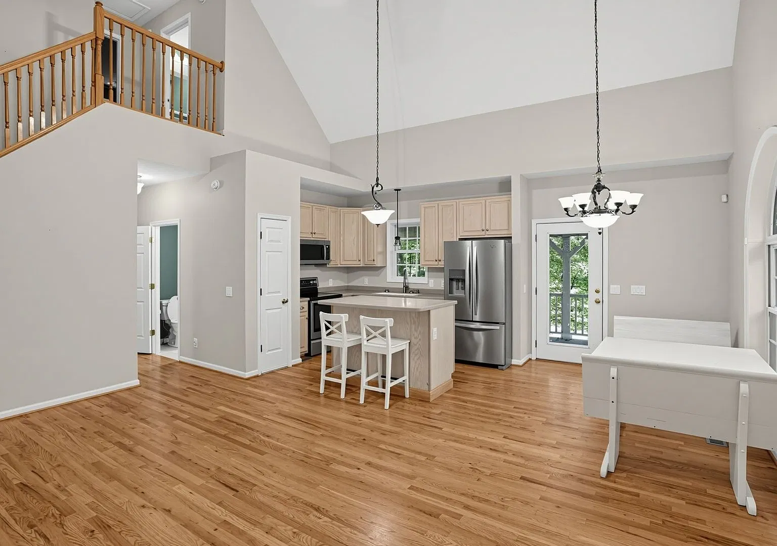 Charming 3BR Mountain Home in Fleetwood — Photo 3