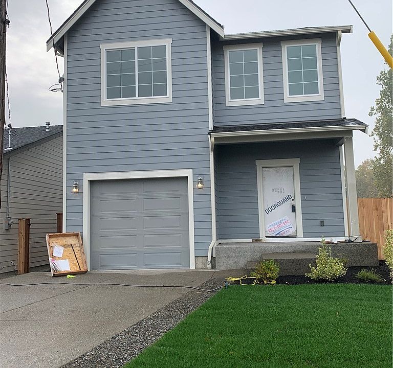 2nd image of 916 132nd Street Ct S