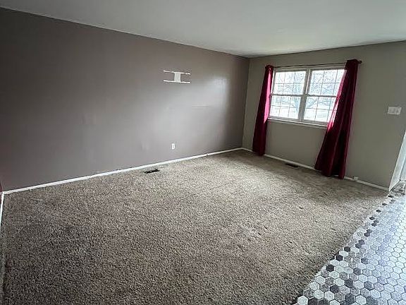3rd image of 35 Nostrand Ave