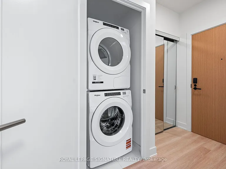 60 Central Park Dr #2306 — Photo 20