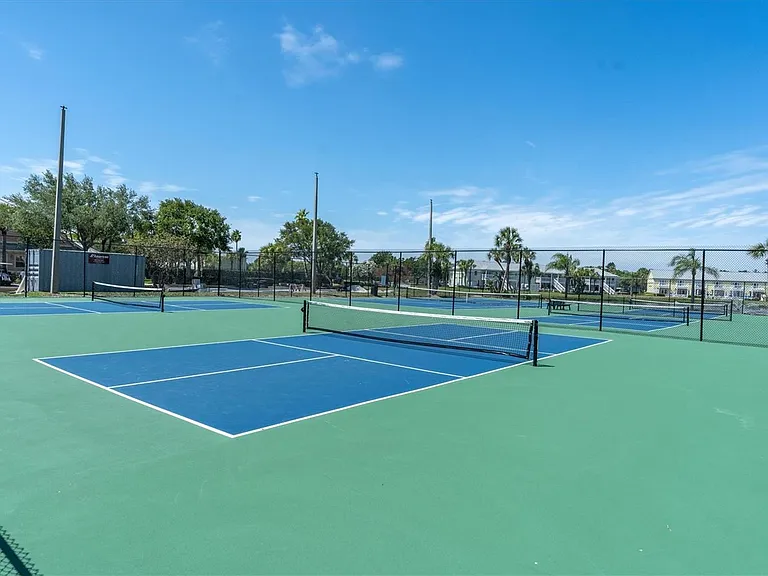 4875 Coquina Key Dr SE #B — Photo 14