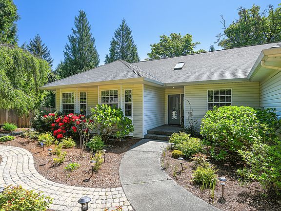 4th image of 111 Kester Dr