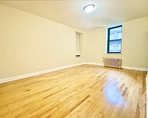 Rented by Corcoran | media 17