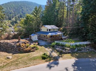 12886 Lagoon Rd, Sunshine Coast, BC V0N 2H1