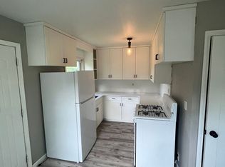 620 Maxwell St, Waterloo, IA 50701