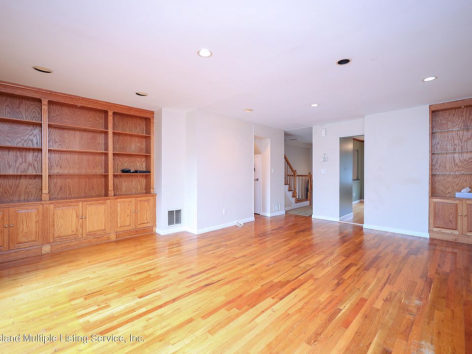 260 Grasmere Dr Staten Island, NY, 10305 Apartments for Rent Zillow