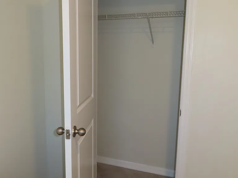 1537 Discovery St — Photo 26