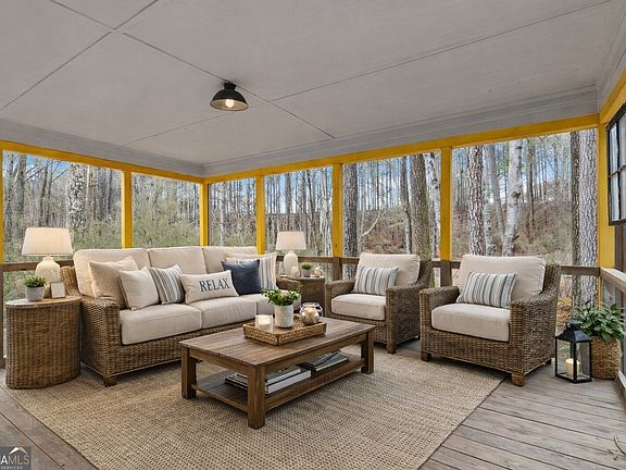 5th image of 783 Pine Ridge Dr