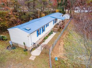 62 Red Oak School Rd, Weaverville, NC 28787