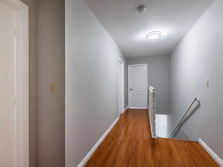 621 E Lomita Ave #A — Photo 12