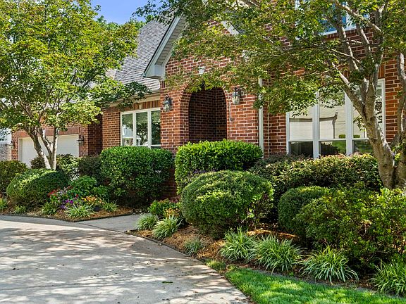 4th image of 5917 Cypress Creek Dr