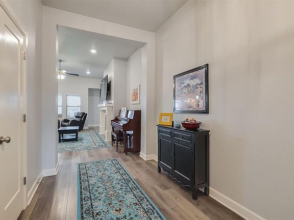 5th image of 3009 Montane Dr