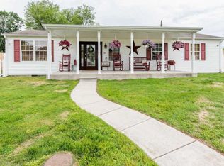 14 Normandy Dr, Glen Burnie, MD 21060