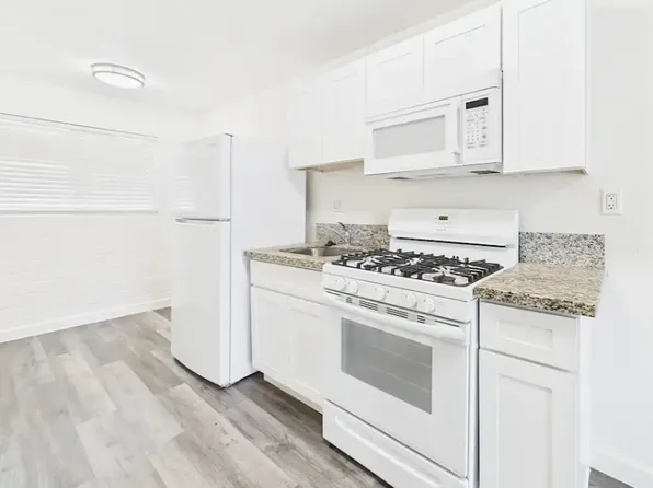 Ocotillo Apartments - North