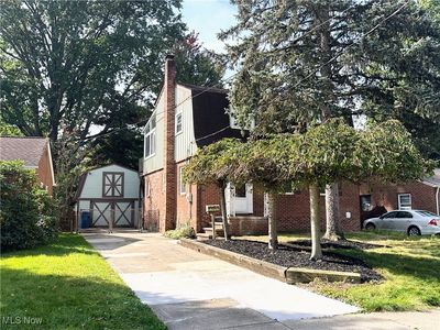 23045 Clifford Dr, North Olmsted, OH, 44070