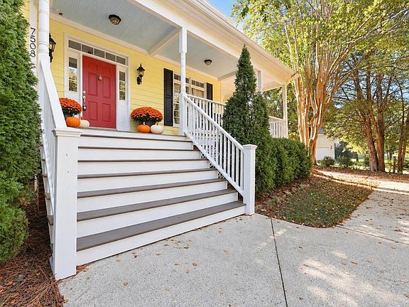 2nd image of 7508 Chouder Ln