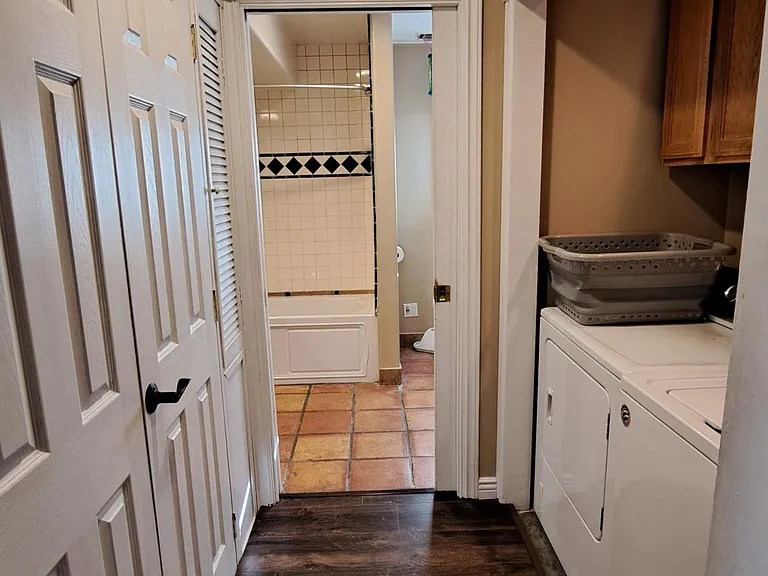 5910 Kanan Dume Rd — Photo 13