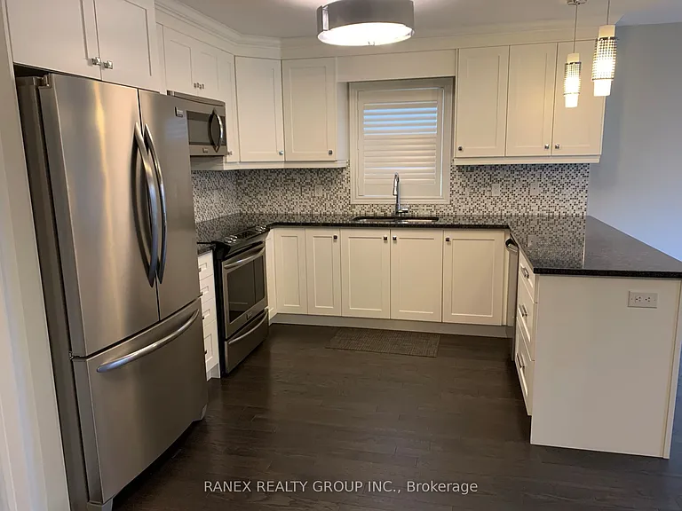 20 Muzzo Dr — Photo 10