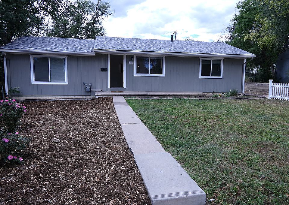 1st image of 706 Manitoba Dr