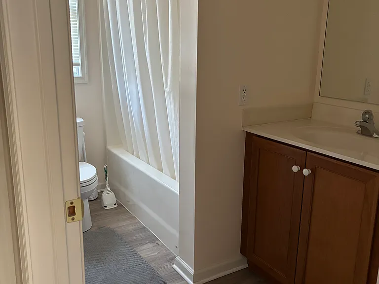 1929 Walbert Ave — Photo 12
