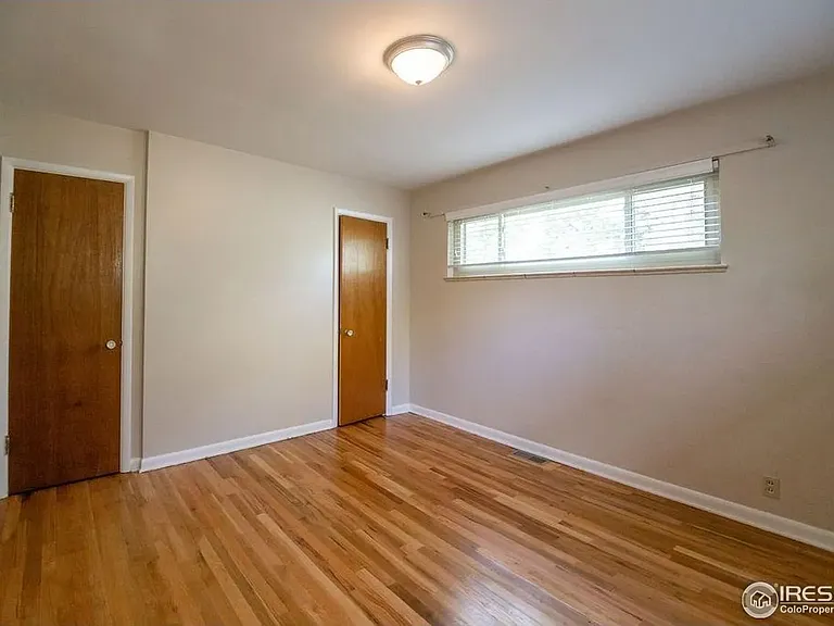 1305 W Myrtle St — Photo 7
