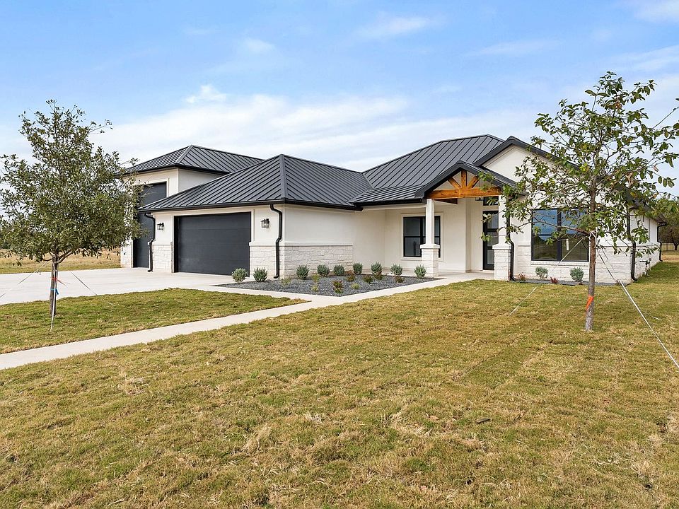 1st image of 121 Black Diamond Drive