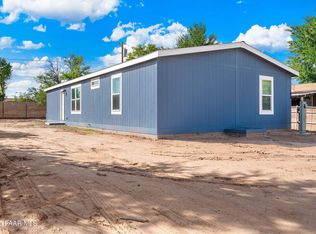 369 W Granada Dr, Paulden, AZ 86334