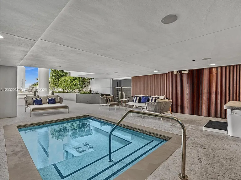 17001 Collins Ave #2106 — Photo 33