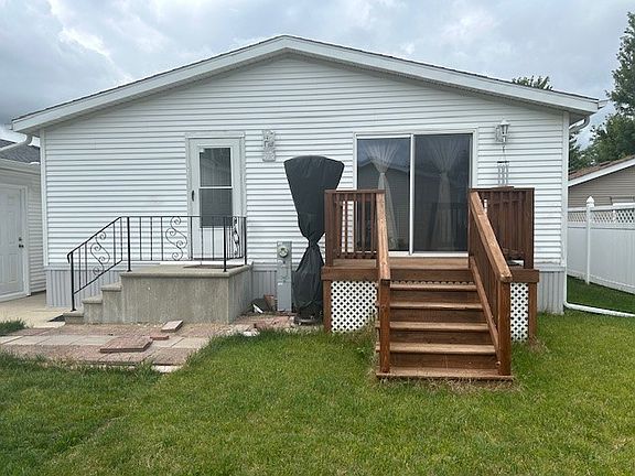 2nd image of 838 Garden Dr #154