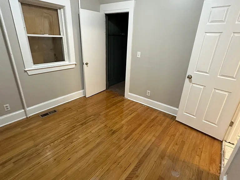153 James St #11 — Photo 6
