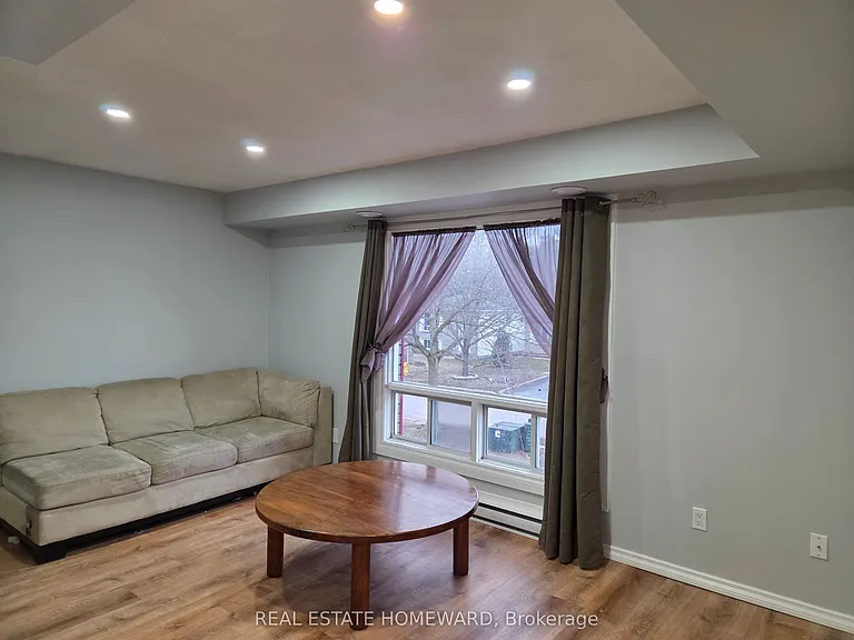 7 Bristow Ct — Photo 10