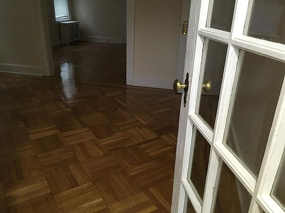 5th image of 244 Waverly Pl Floor 1