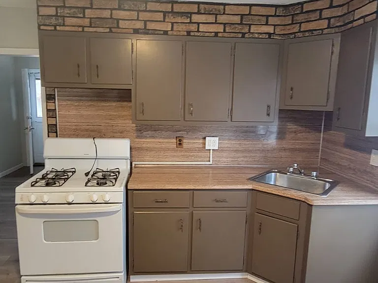 302 Lehigh St #302 — Photo 2