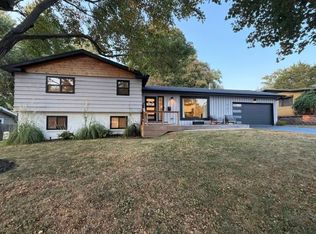 3141 E Wilshire Dr, Springfield, MO 65804