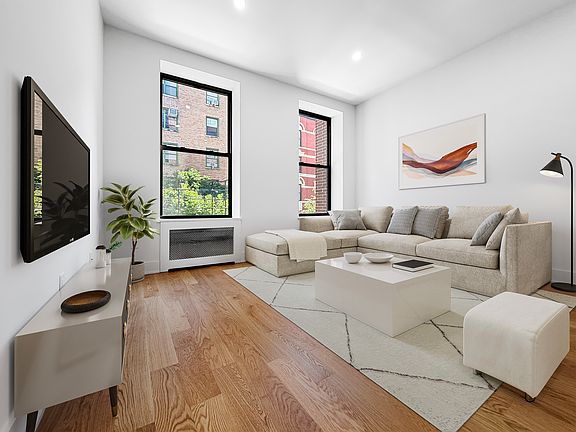 3rd image of 130 E 93rd St #3B