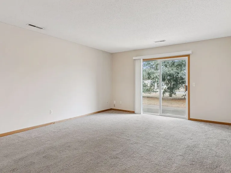 337D Williamsburg Pl — Photo 13