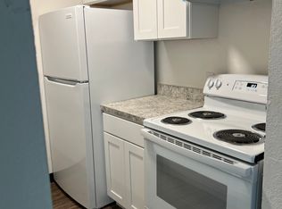 725 W Texas Ave #405, Waskom, TX 75692