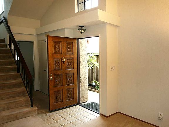 4th image of 2330 Sweetwater Dr