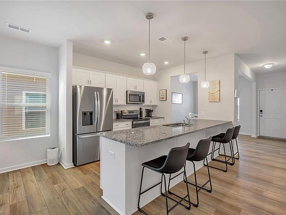 4th image of 3910 Angel Hill Ln