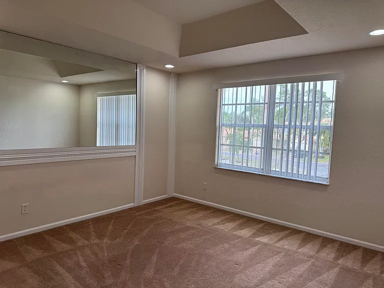 3472 Commodore Ct — Photo 12