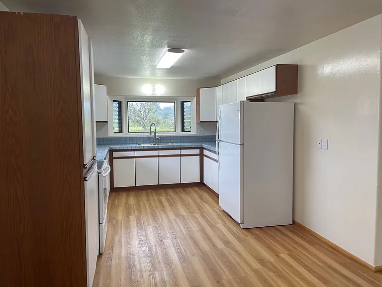 64 5122 White Rd #16 — Photo 7