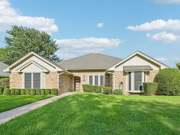 2nd image of 1412 Wagonwheel Ct