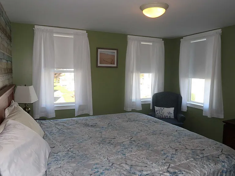 32 Reserve St #1 — Photo 10